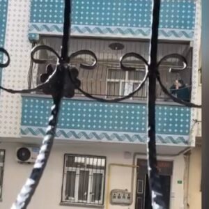 balkonda kadina siddet o anlar kamerada ssJeH2Wc