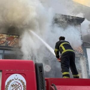 tatvanda is yerinde yangin panigi 1DgXHAMx