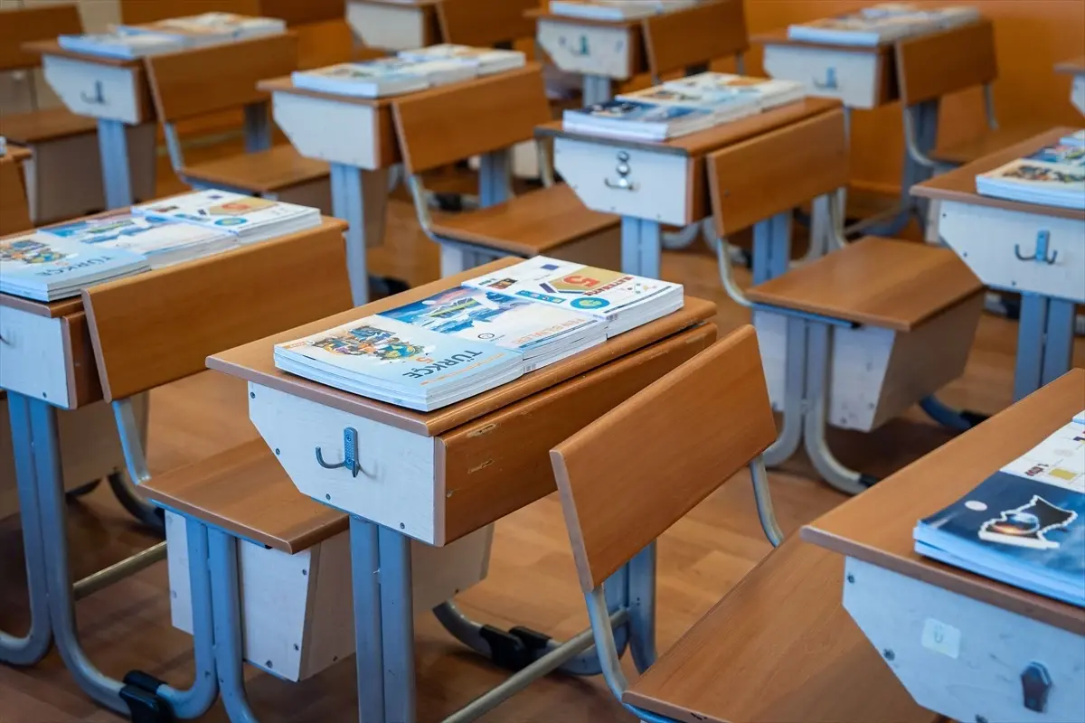 ucretsiz ders kitaplari dagitimi basladi 1y5YcnYj