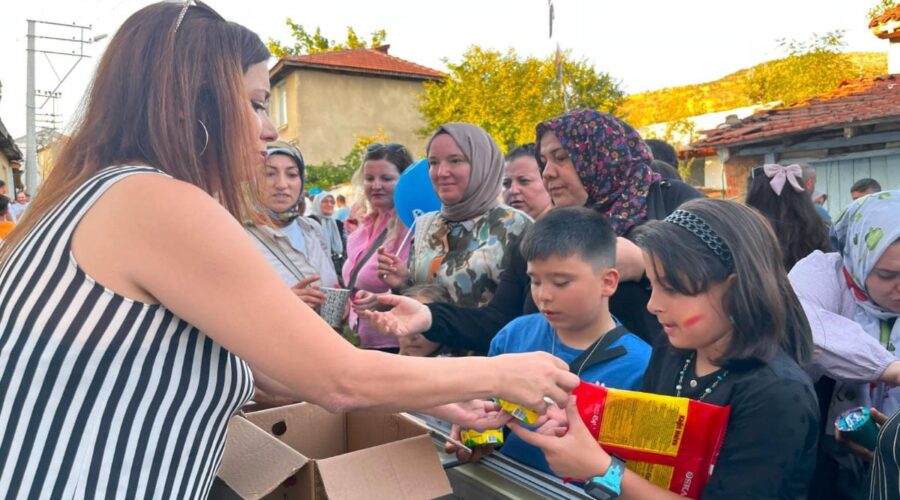 bilecikin bozuyuk ilcesinde 4 sanatevi panayiri gerceklestirildi VM7lQqa6