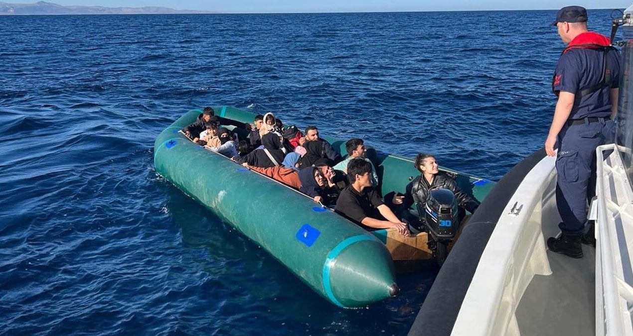 canakkalede 24 duzensiz gocmen yakalandi OyiTsutz