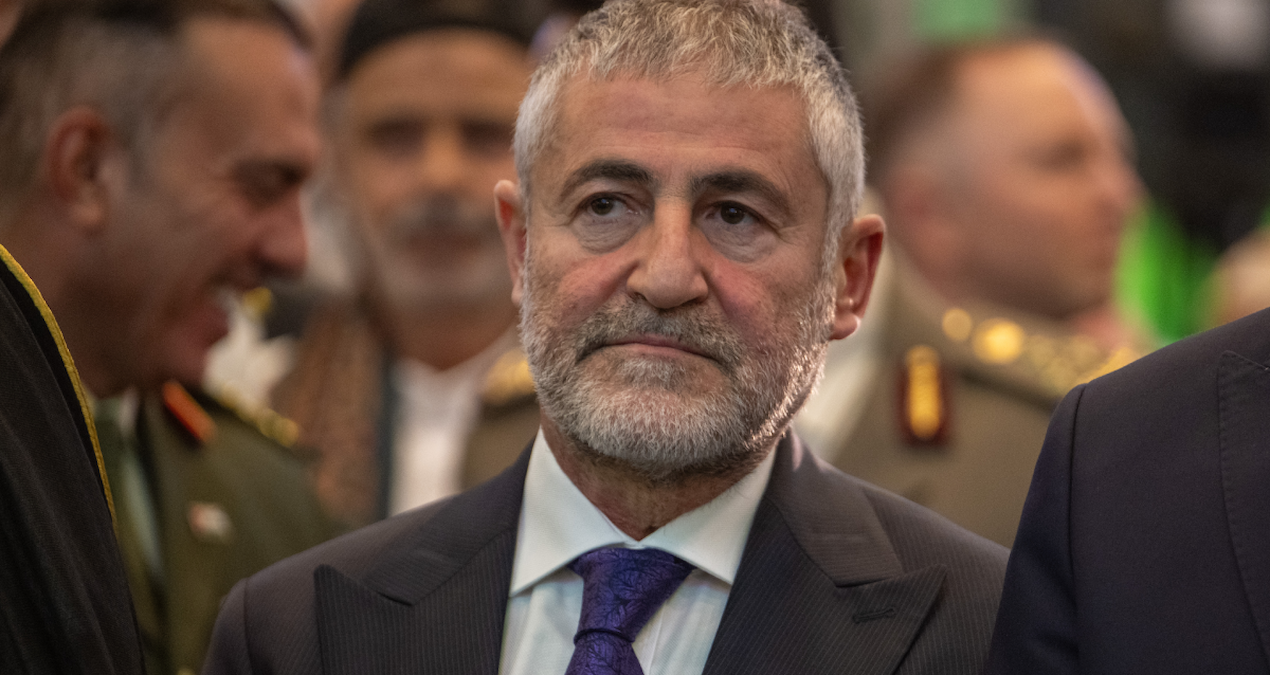 nebatinin gozlerindeki isilti azaldi HtKvjCJn