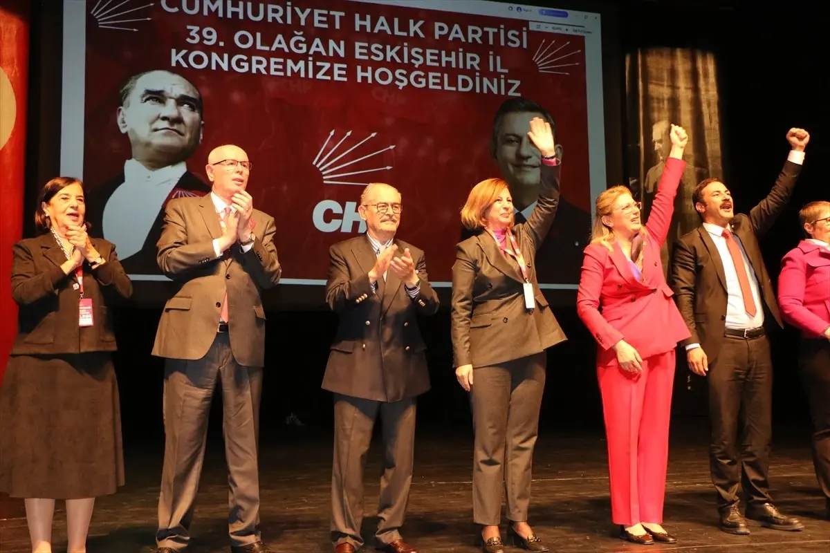 chp eskisehir il kongresi gerceklesti dSsULaB5.jpg