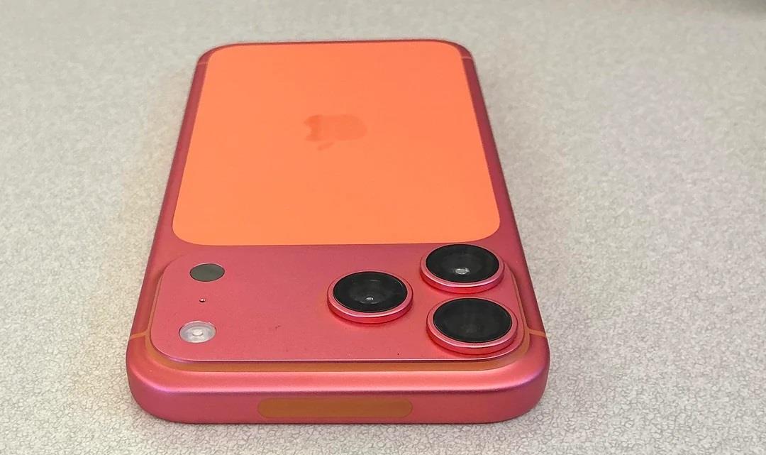 iphone 17 pro modellerde renk degisimi sikayetler artiyor R283tSHO.jpg