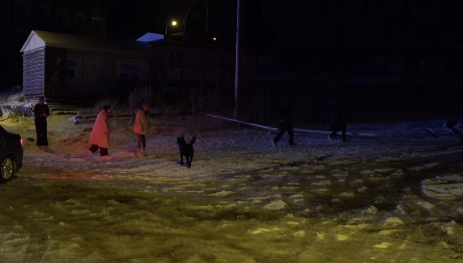 uludagin zirvesi beyaza burundu gorenler gece yarisi akin etti X7MiszqR.jpg