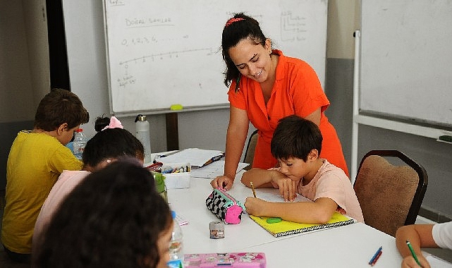 vecdi altay cocuk kulubunde kis kurslari basliyor IKiIff7v