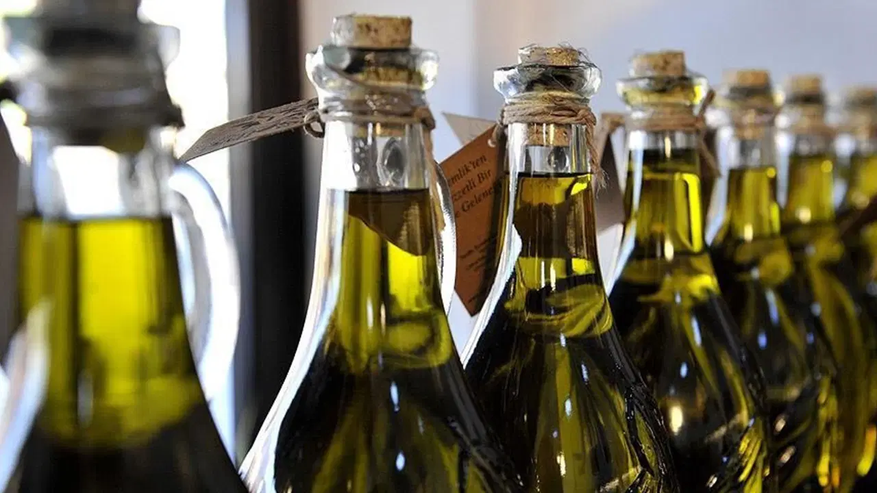 zeytinyagi fiyatlarina zam bekleniyor rekolte beklentisi yuzde 40a yakin oranda dustu NMmY1b2v.jpg