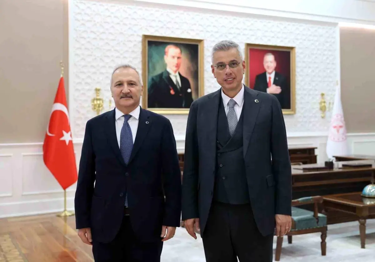 mhpden saglik bakanina ziyaret iDlVqTkE.jpg