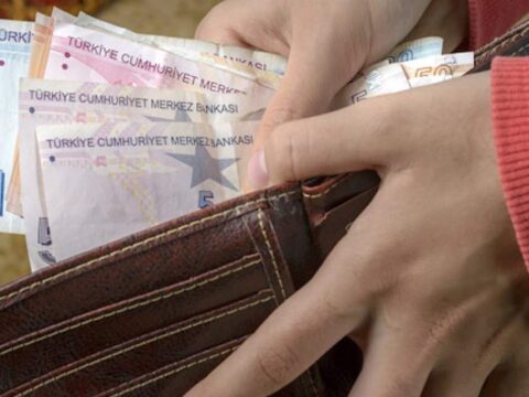 Anneler İçin 190 Bin Liralık Destek: Ödemeler Maaşa Göre Artacak