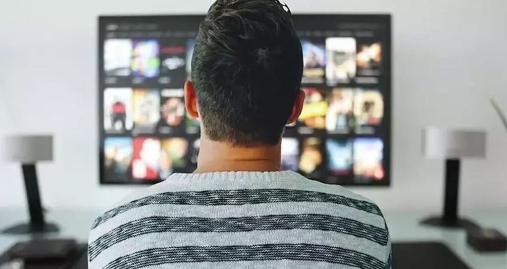 filmlerini-sonunu-soyleyen-adam-hapis-cezasi-aldi-nm9TqcqG-1