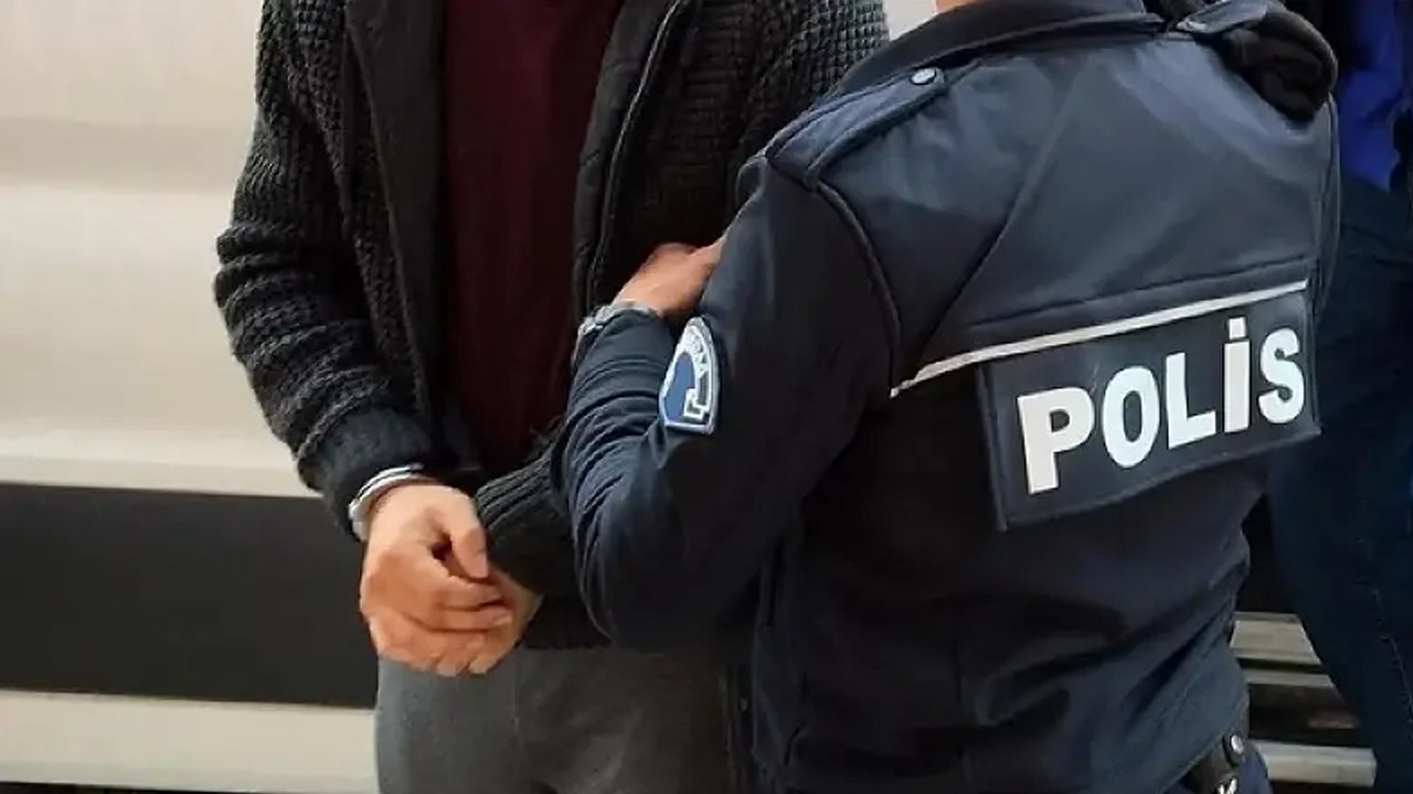 Kastamonu’da Ruhsatsız Silah Operasyonu: 5 Kişi Gözaltına Alındı